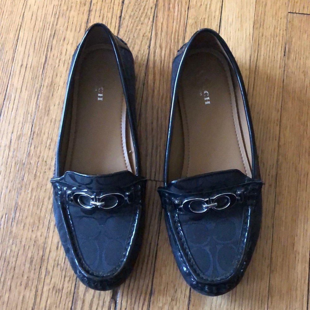 Coach flats